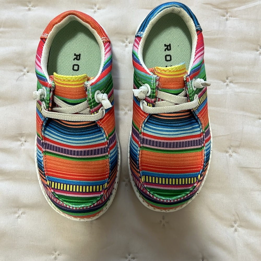 Kids Roper Slip Ons - Picture 2 of 5